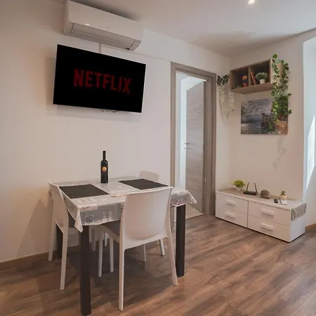 Largo Barriera Elegant *netflix+wifi* Apartamento